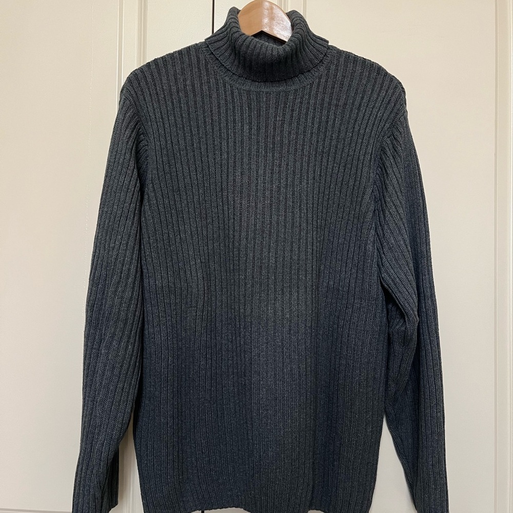 Banana Republic Charcoal Ribbed Turtleneck Sweater